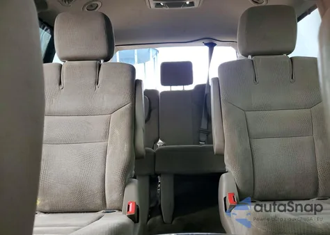 2016 Chrysler Town & Country Touring из США, поврежденный, VIN 2C4RC1BG4GR158341